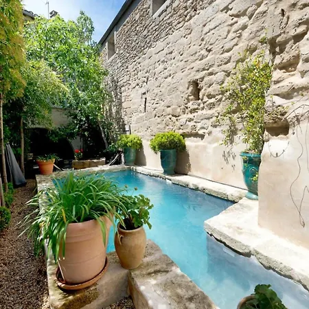Chez Vous A Uzes, Heated Pool, Garden, Historic Centre * Uzès