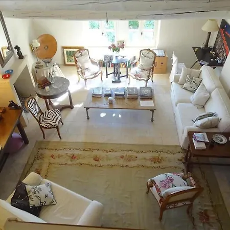 Chez Vous A Uzes, Heated Pool, Garden, Historic Centre Apartman
