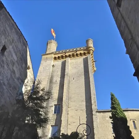Chez Vous A Uzes, Heated Pool, Garden, Historic Centre Apartment