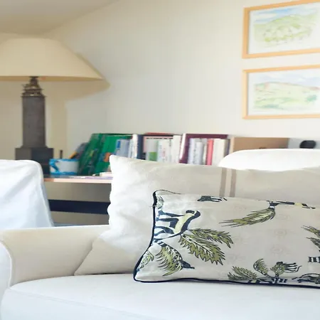 Chez Vous A Uzes, Heated Pool, Garden, Historic Centre Apartman