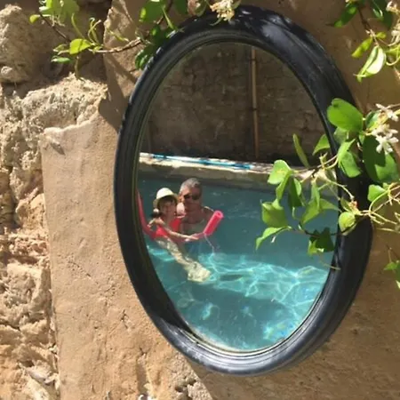 Chez Vous A Uzes, Heated Pool, Garden, Historic Centre Apartman